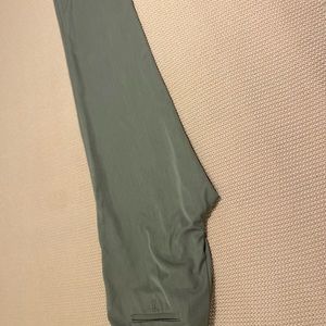 VanHeusen Traveler Dresspants